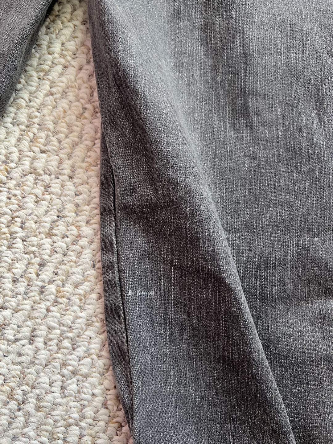 BNWT Urban Outfitters BDG grey Denim Jeans retail $80+ image indicator(7)