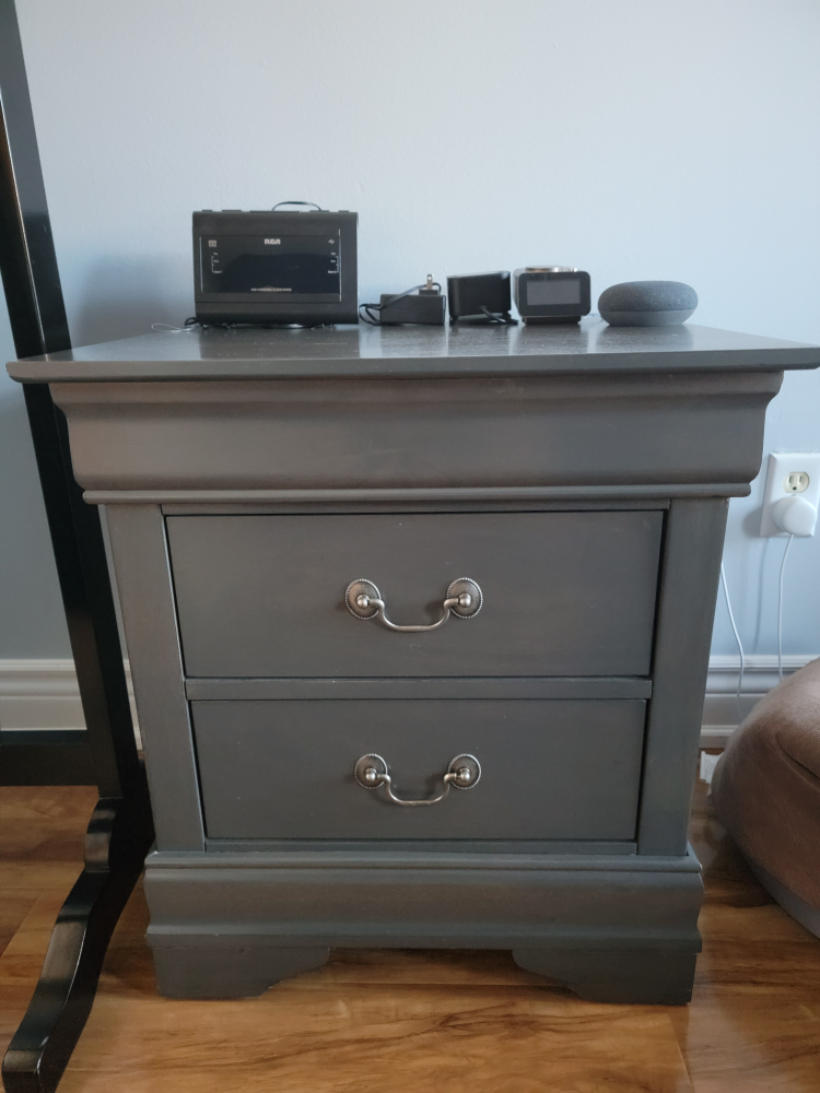 Queen bedroom set - dresser, nightstand, sleigh bed frame - photo 4