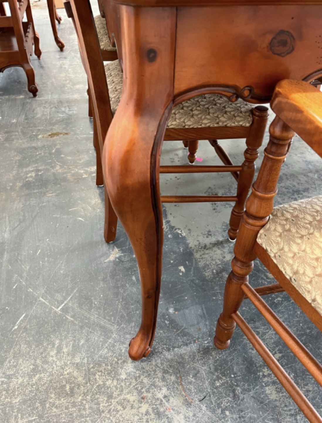 Bombay Company Dining Set - photo 3