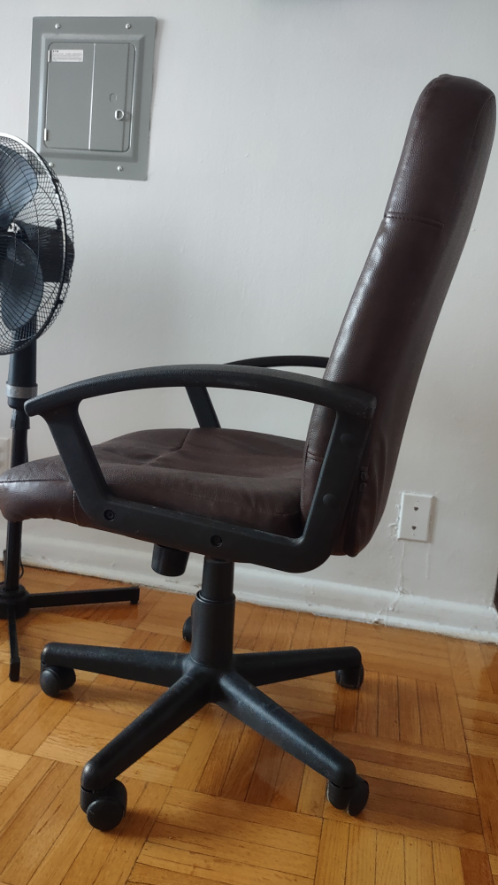 Classic Coffee Brown Revolving Office Chair