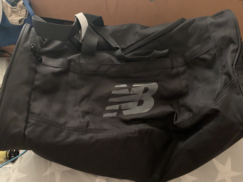 New balance sports duffle gym bag thumbnail