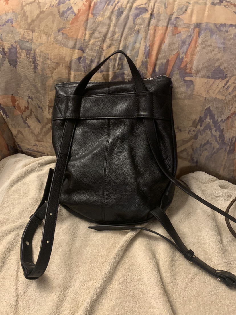 Christopher Kon leather messenger bag / backpack image indicator(4)