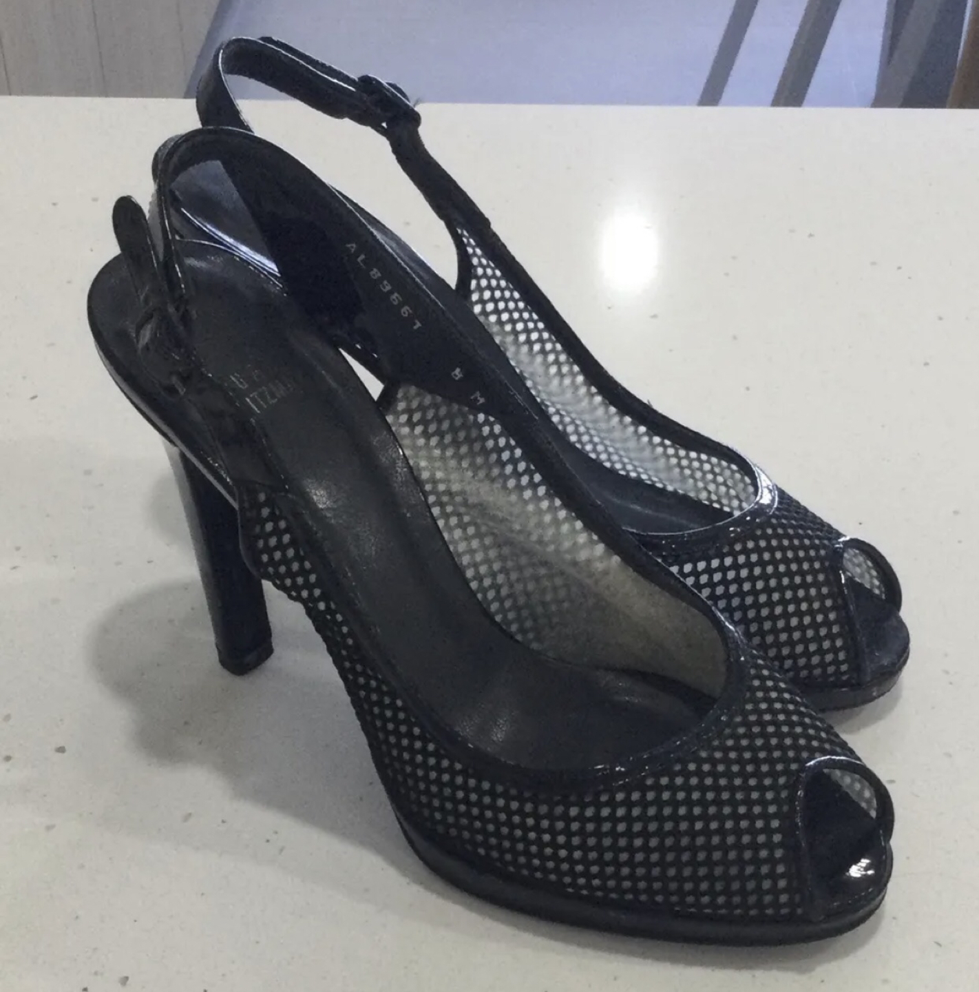 Stuart Weitzman peep toe sandals Sz.8 image indicator(2)