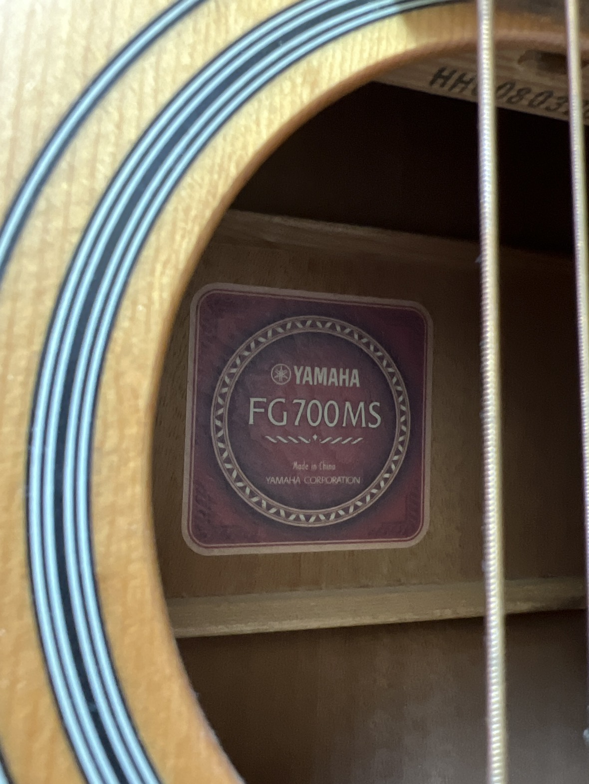 Yamaha guitar - photo 2