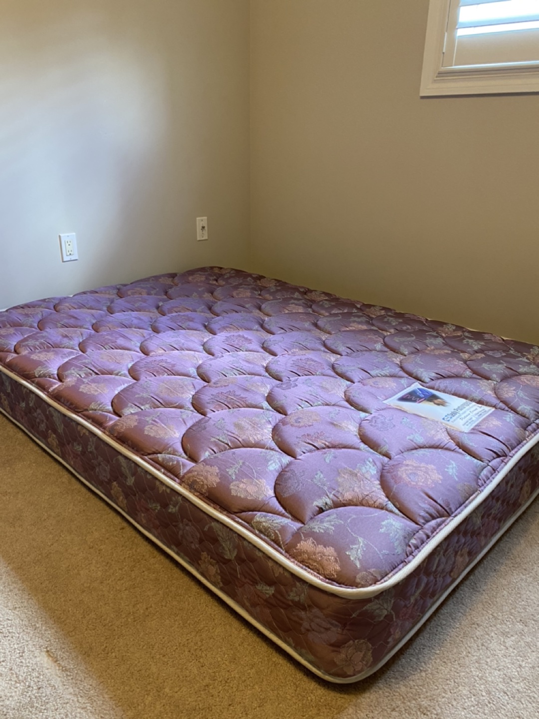 Sealy Posturpedic Double/ Full Mattress - excellent condition! thumbnail