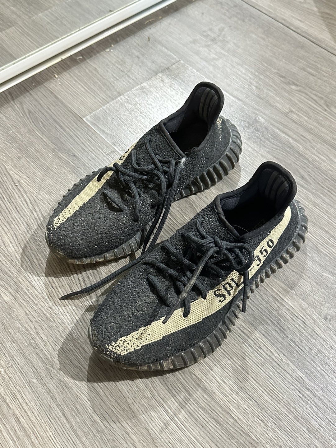 Yeezy 350 Black - photo 2