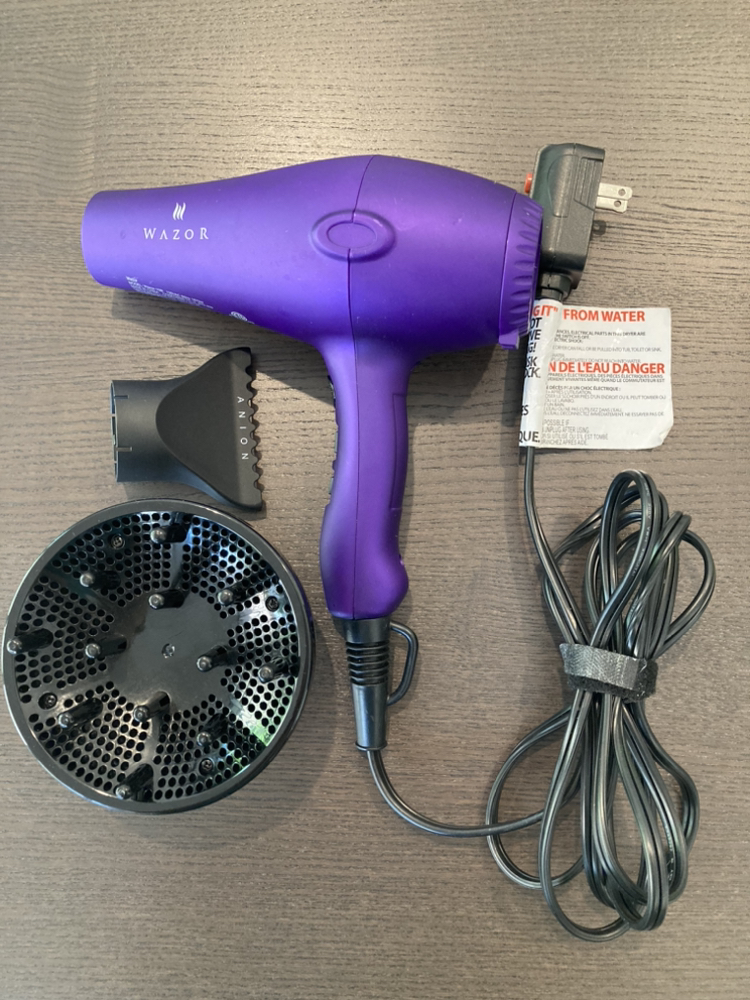 Hair dryer with attachments thumbnail
