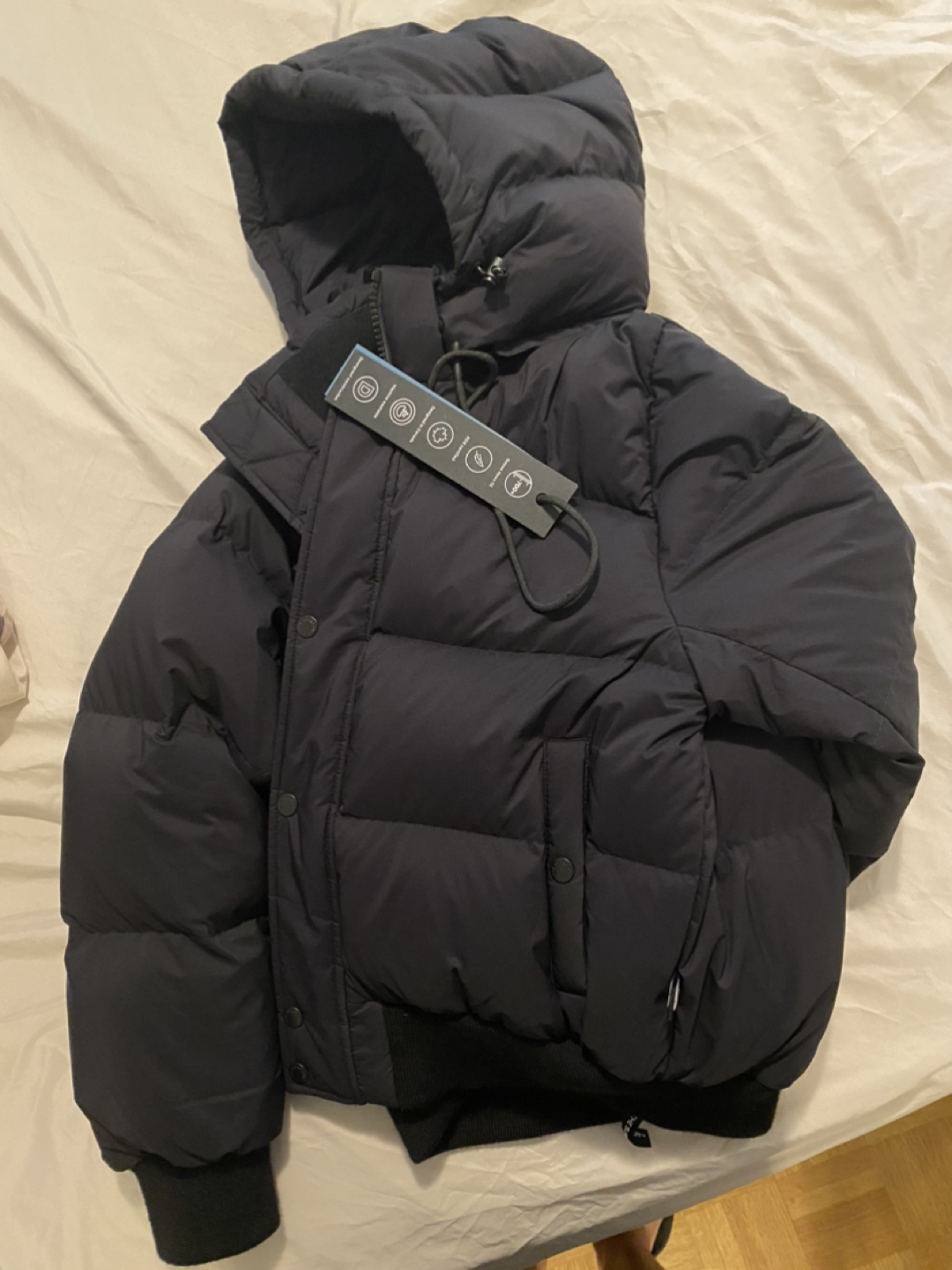 Aritzia Puffer Jacket - photo 3