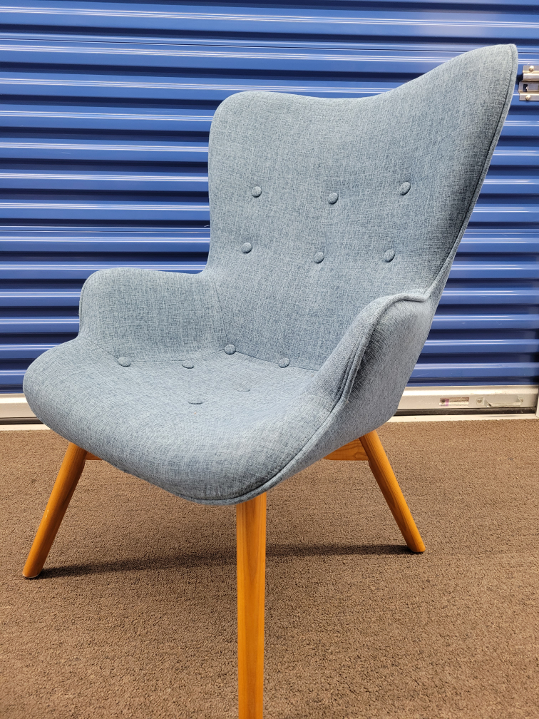 blue chair thumbnail