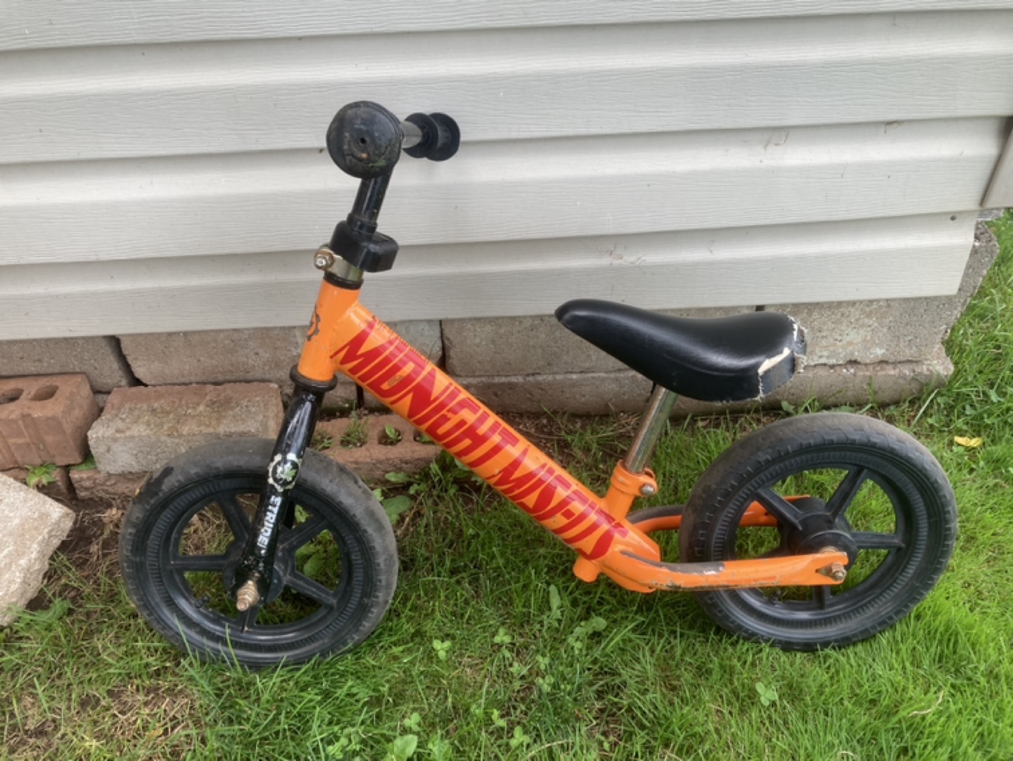 Kids balance bike