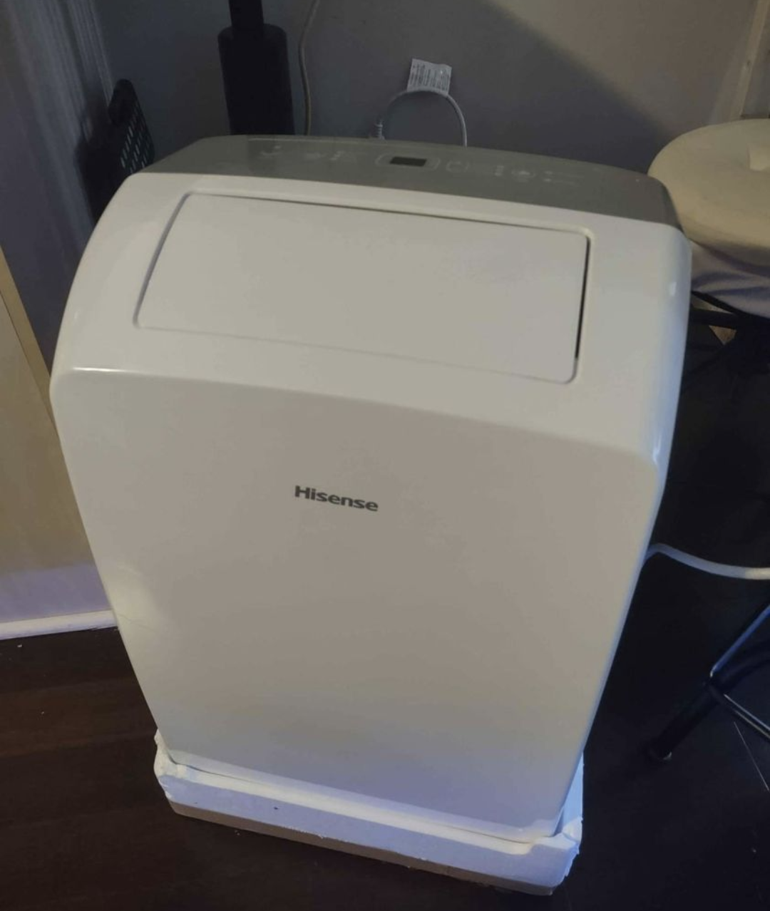 Hisense portable Air conditioner 7000 BTU liquidation thumbnail