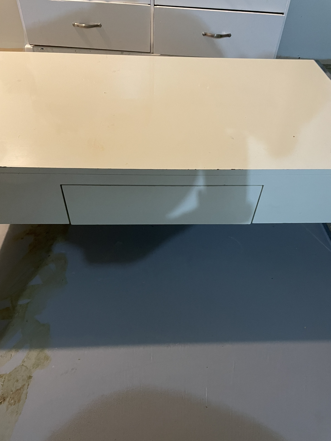 White laminate coffee table - photo 3