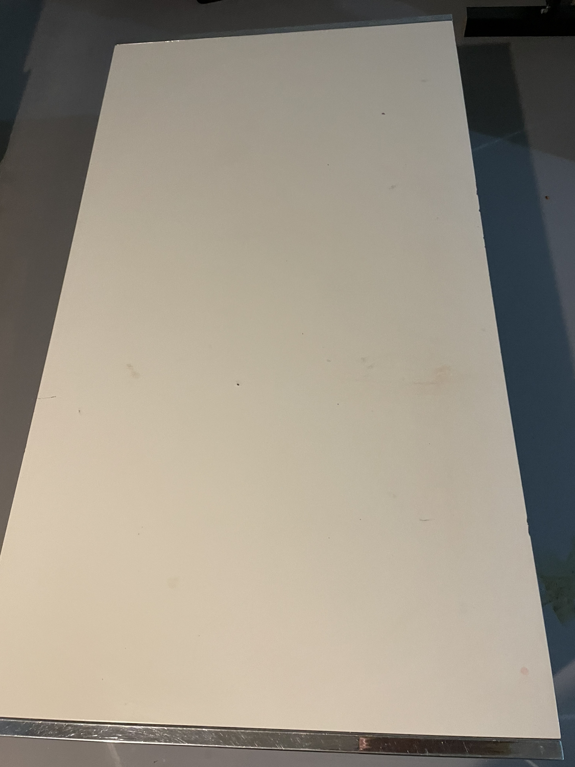 White laminate coffee table - photo 2