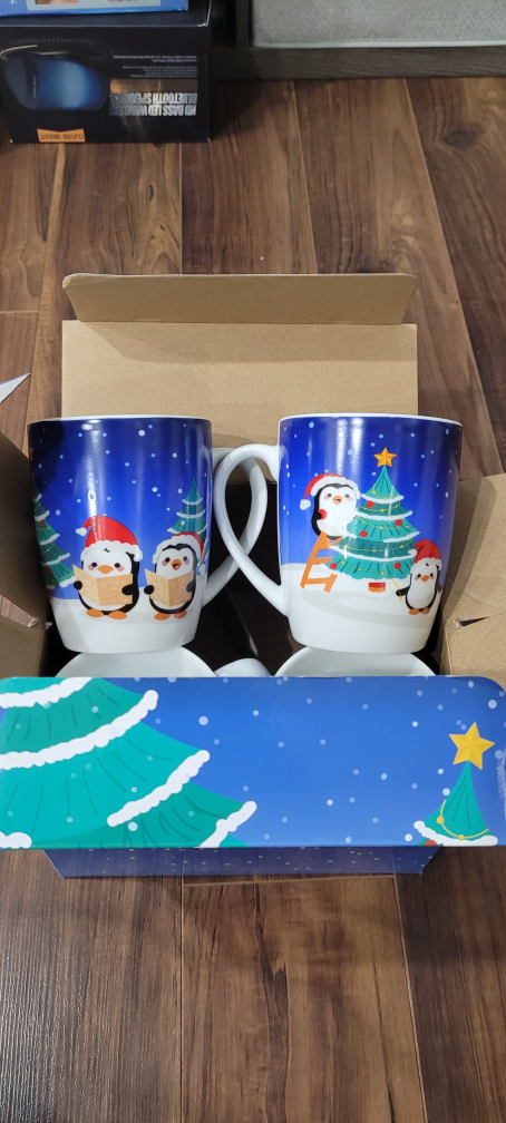 Brand new Set of 4 Christmas penguin porcelain mugs - photo 2