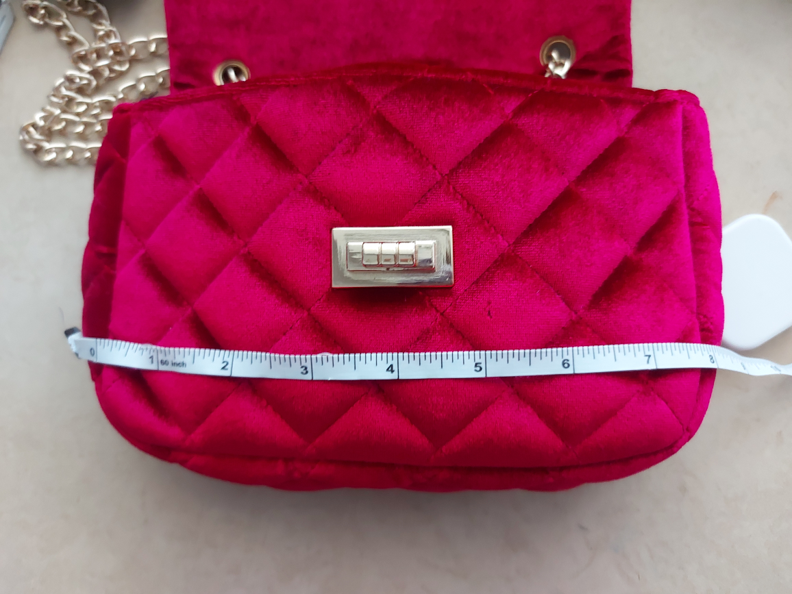 Small Forever 21 Crimson Velvetlike Crossbody/Shoulder Purse image indicator(6)