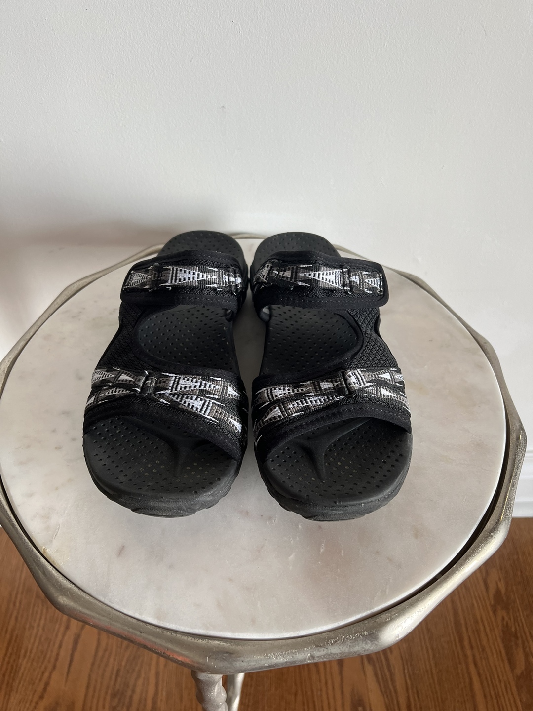 Skechers sandal in size 7 women’s