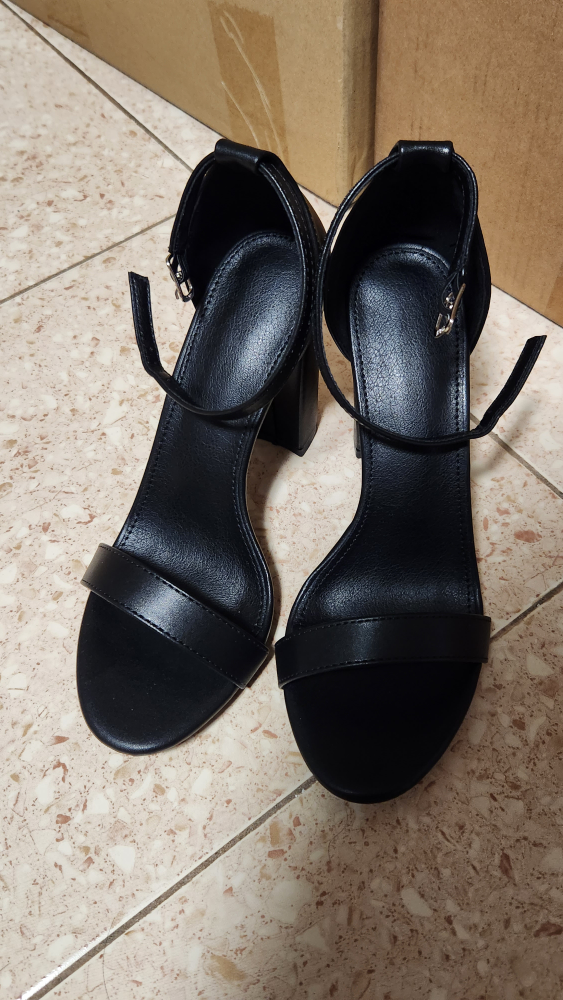 Women Buckle Decor Chunky Heeled Ankle Strap Sandals - photo 3