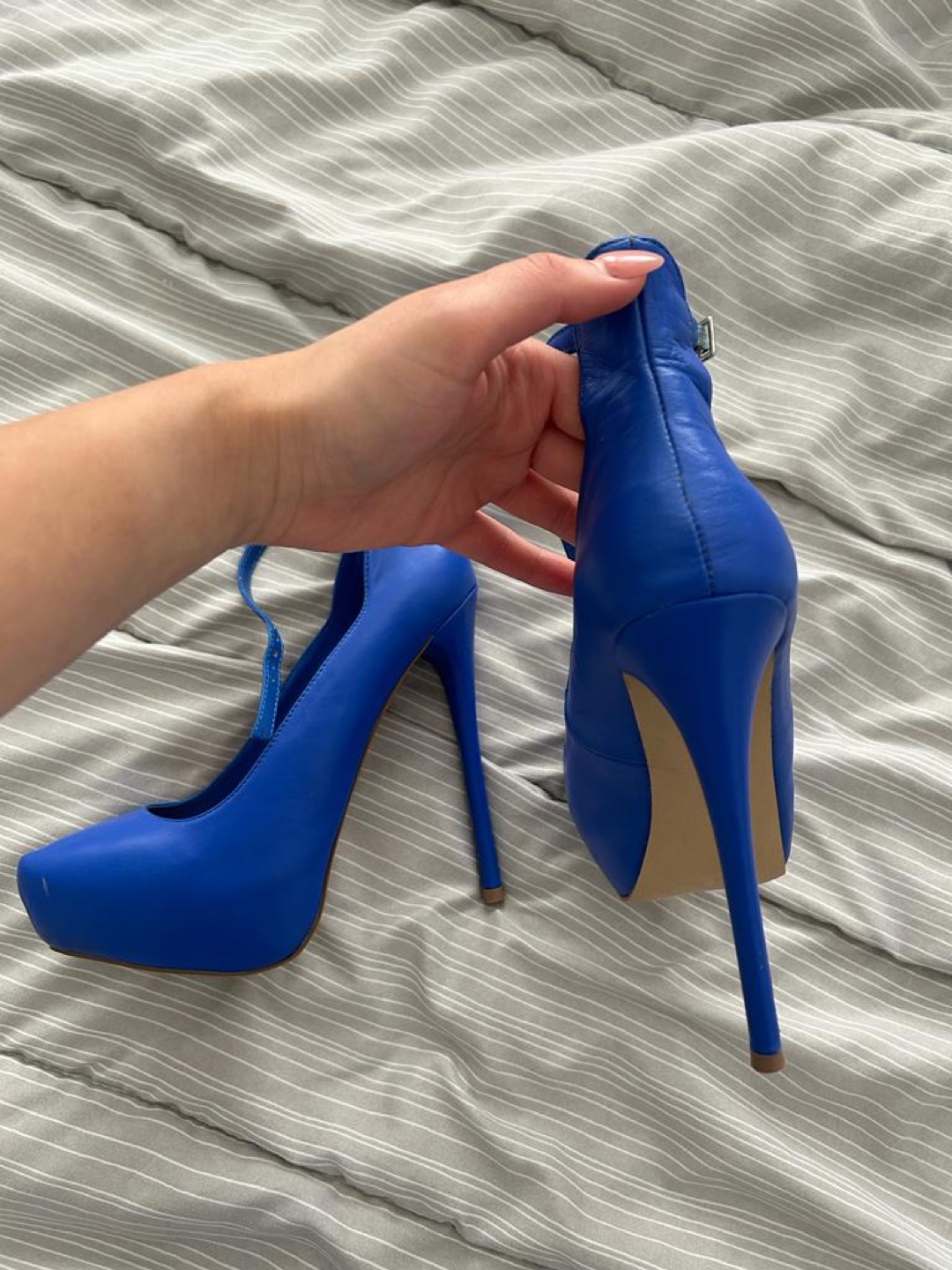 Aldo high heels image indicator(3)