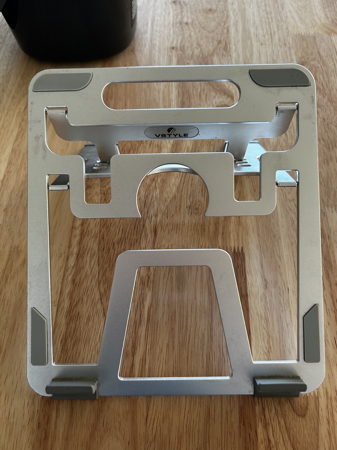 Simple Laptop Stand thumbnail