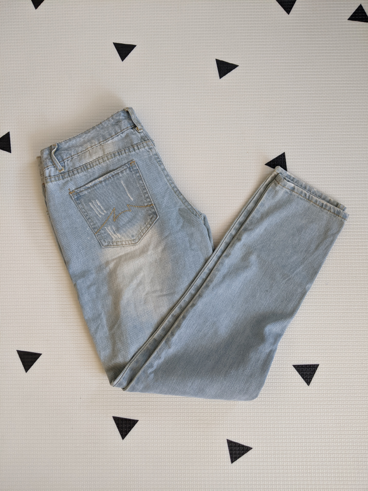 Brand New Parasuco Shredded Denim Straight Leg Jeans image indicator(3)