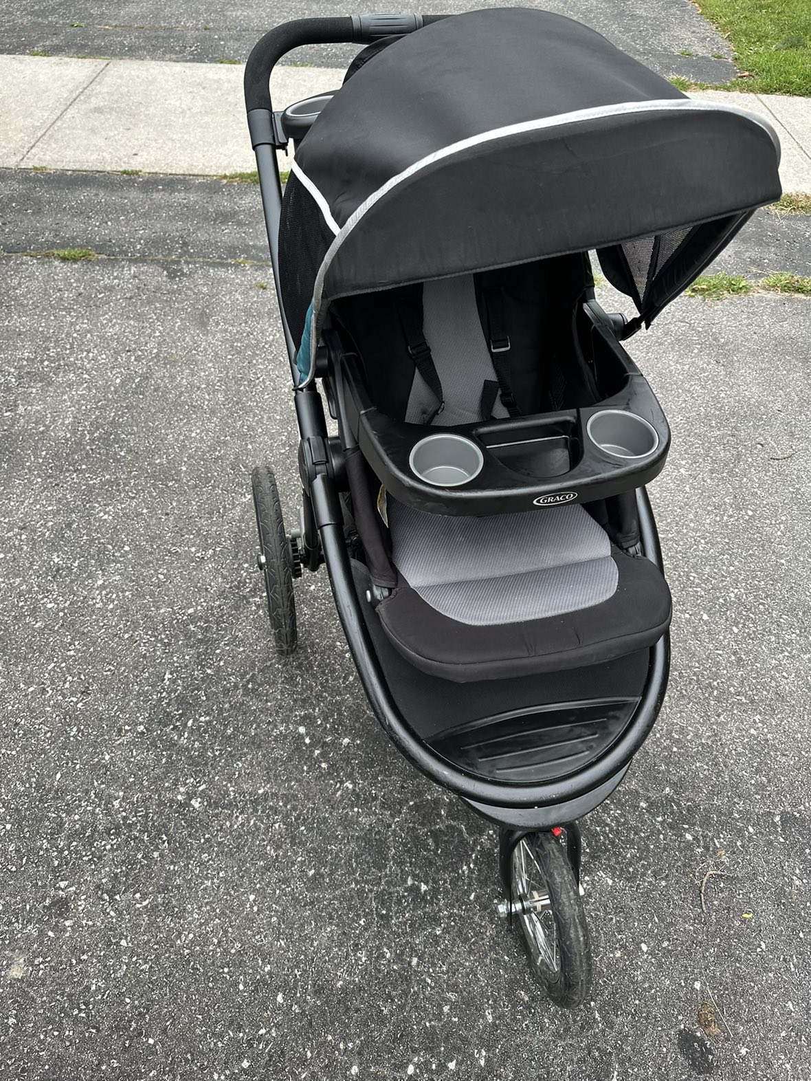 Graco jogger stroller
