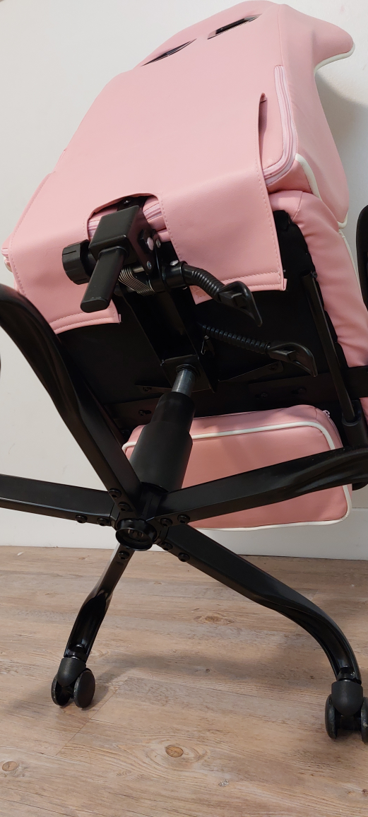 Pink gaming chair - photo 5