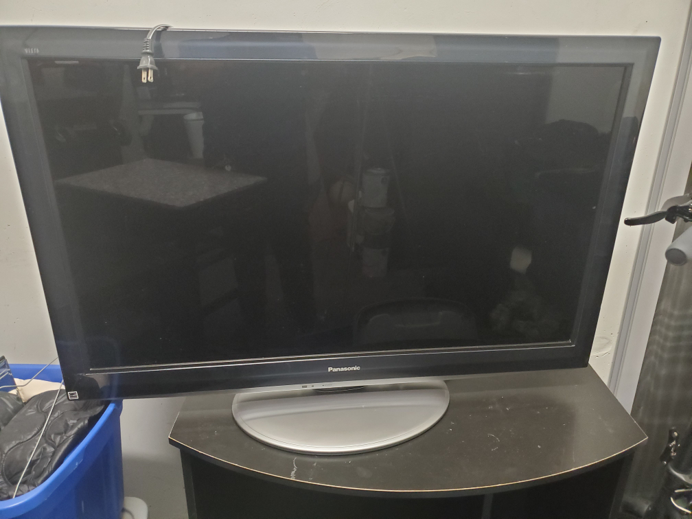 42" samsung Viera tv - photo 2