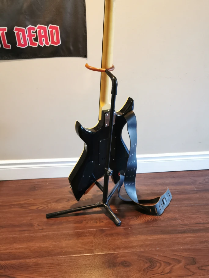 Yorkville Guitar Stand (open to trades!) image indicator(7)