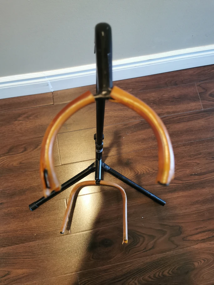 Yorkville Guitar Stand (open to trades!) image indicator(10)