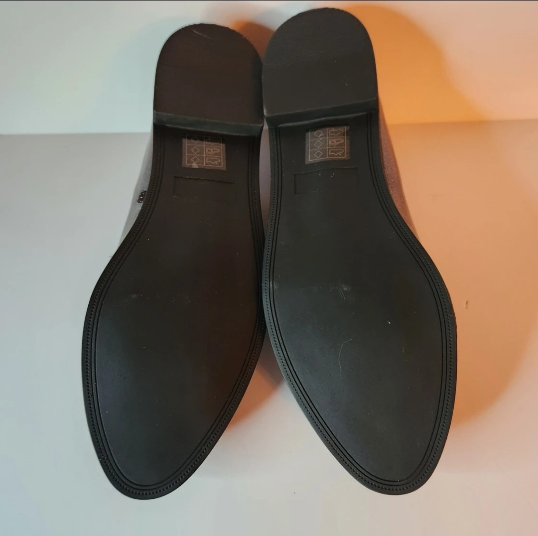 NEW GLITTER LOAFERS FROM URBAN OUTFITTERS WOMES 6 image indicator(4)