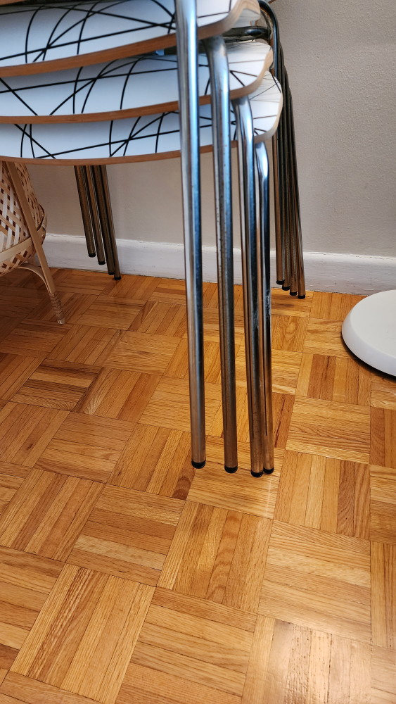 Four Ikea chairs - photo 2