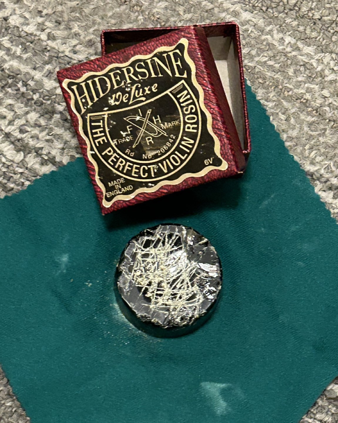 Eastman Violin Case CA1402 4/4 image indicator(6)