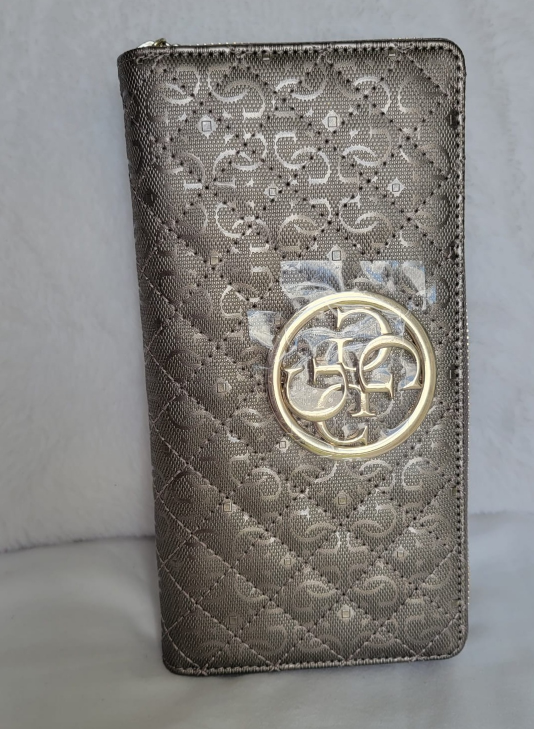 wallet thumbnail