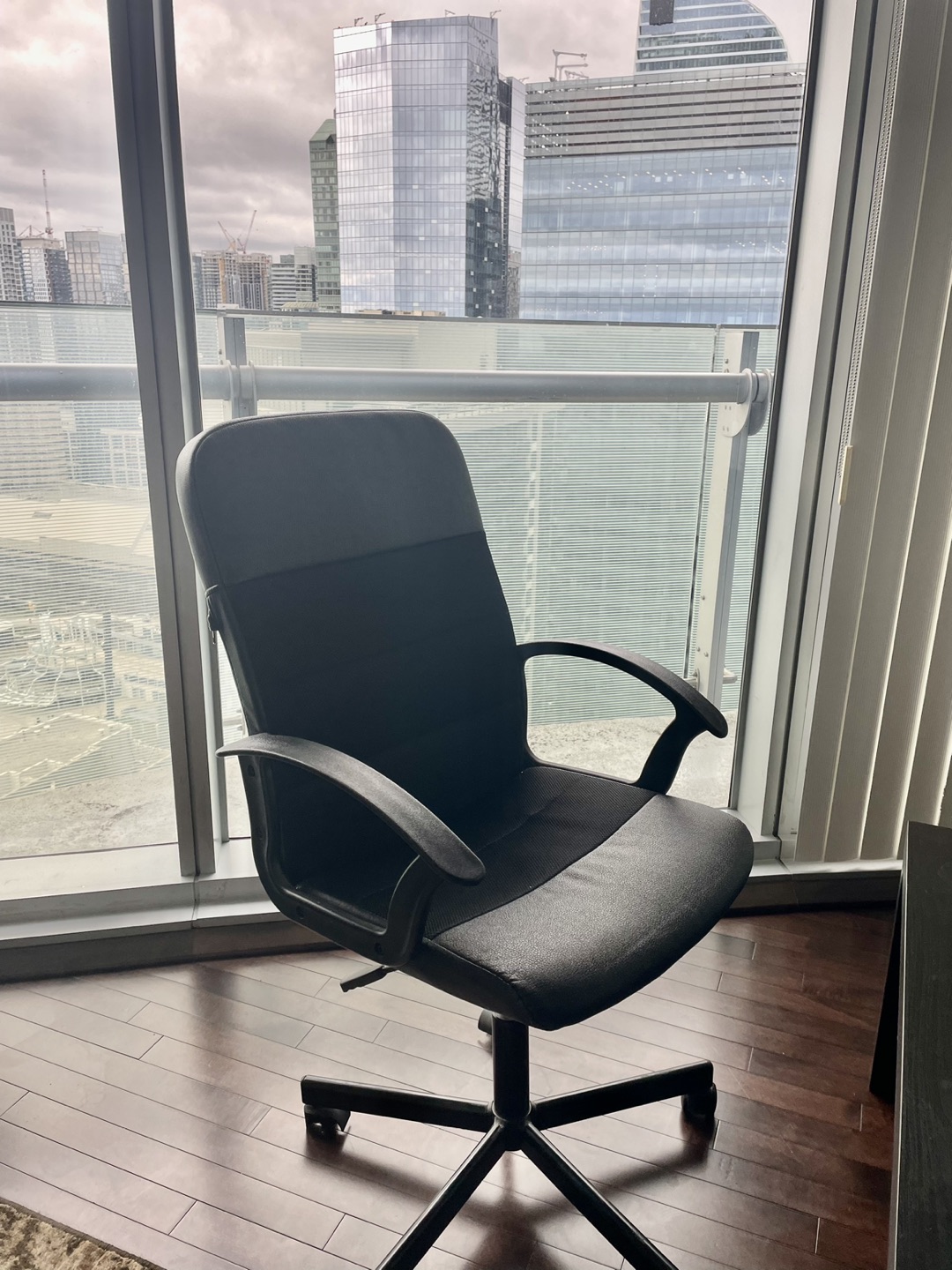 IKEA RENBERGET Chair - photo 4
