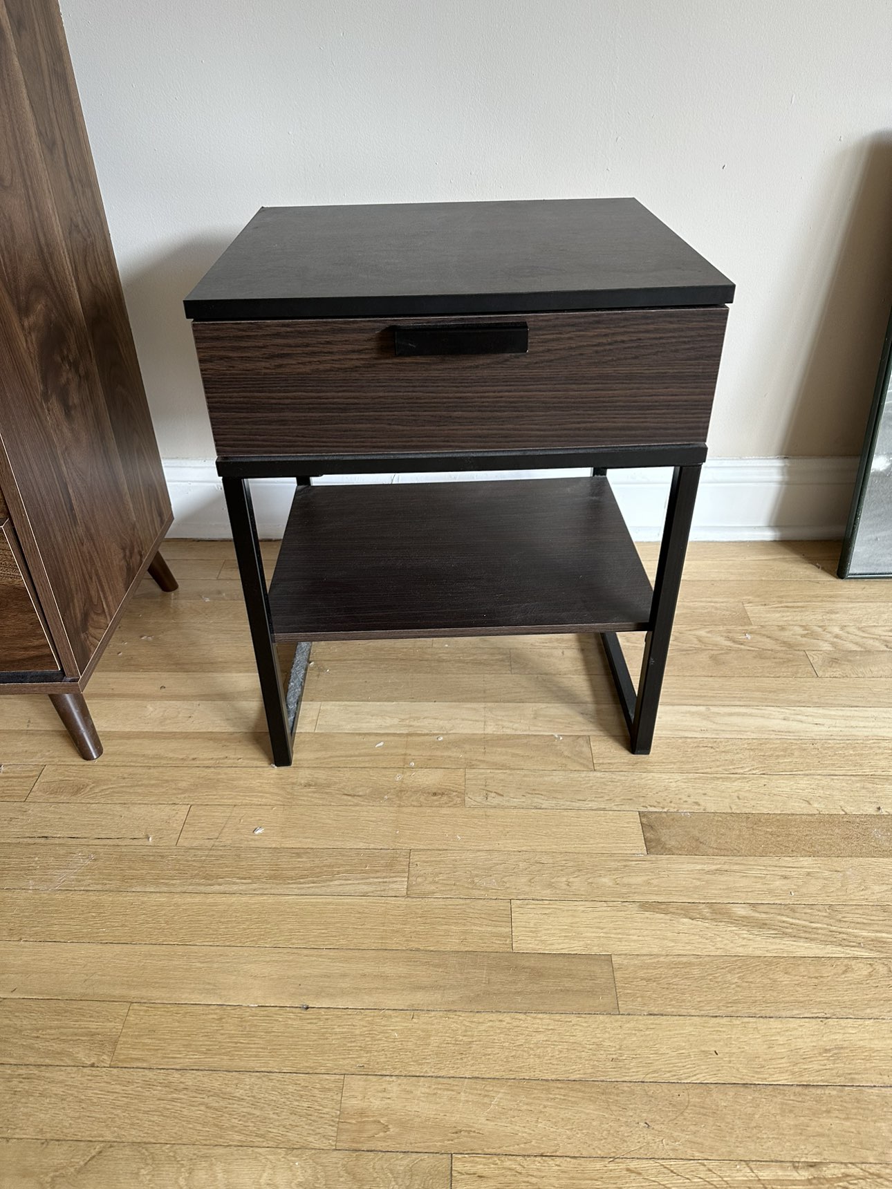Bed side table - photo 2