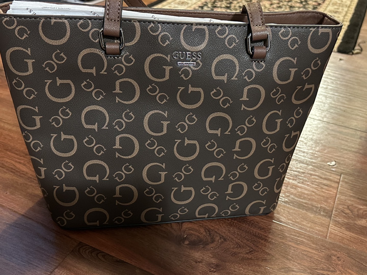 Guess brand new shoulder bag