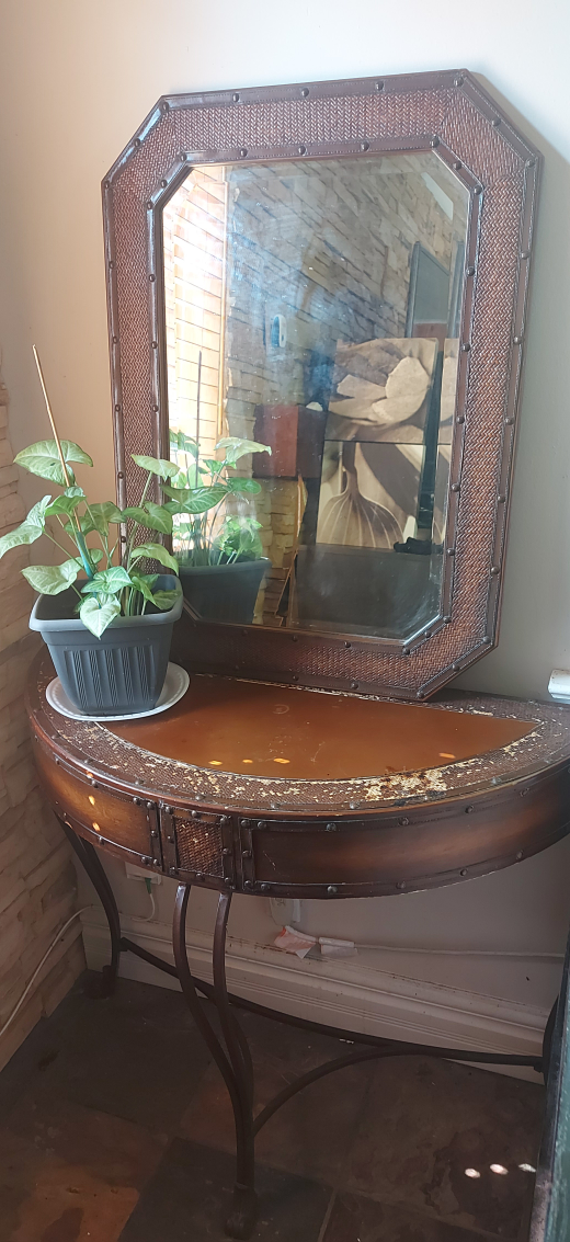 Antique style console table with mirror