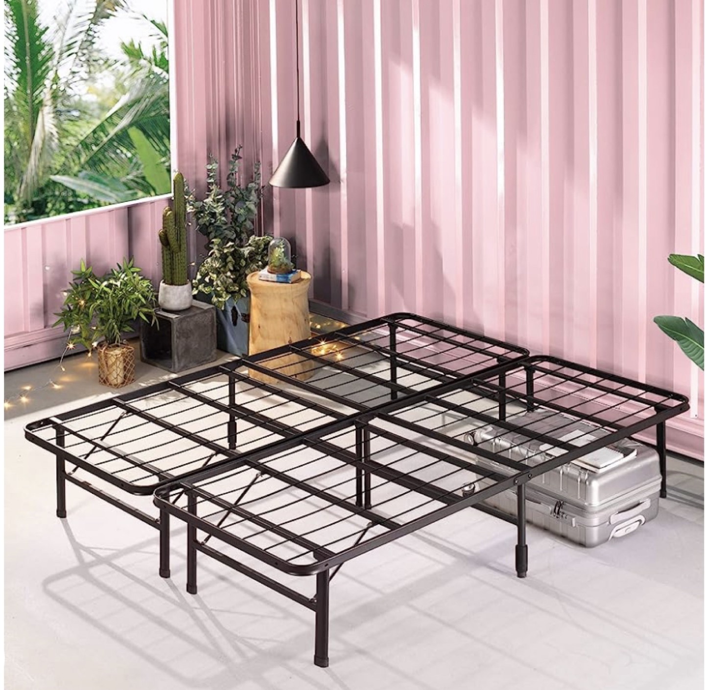 ZINUS Bed Frame (Full sized)