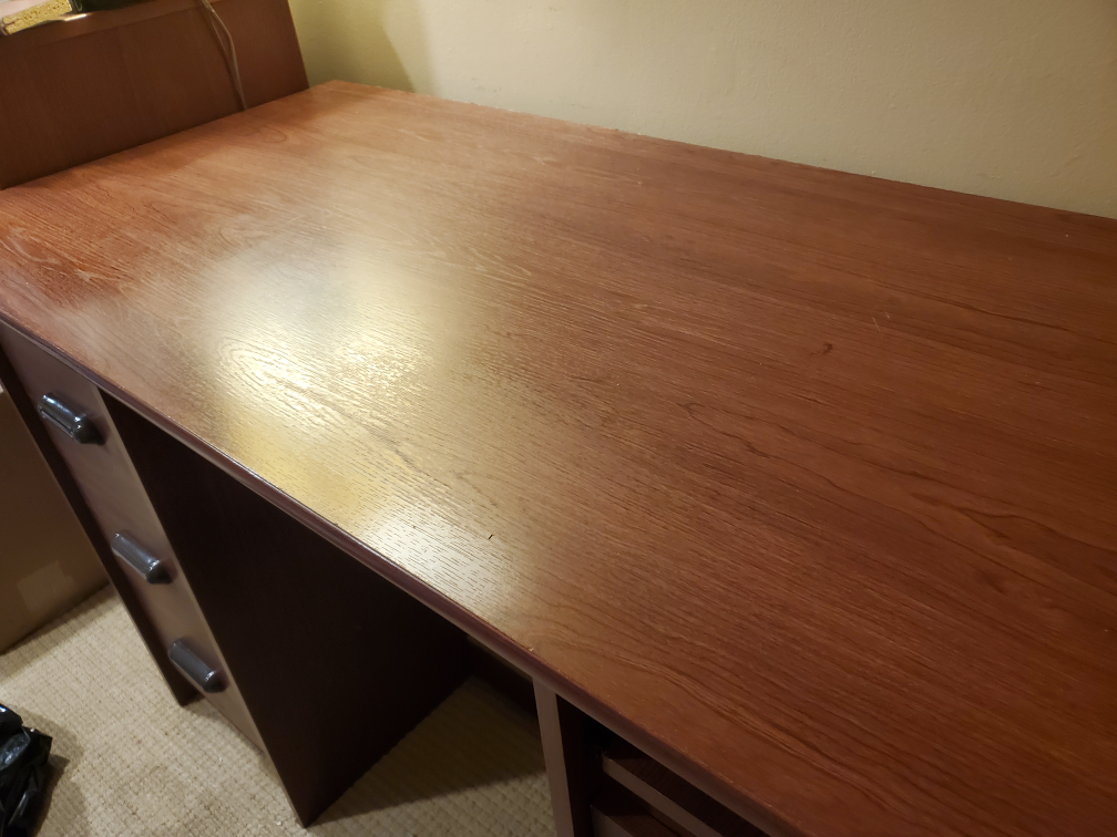 Office desk with keyboard/side table. Hutch is available  - photo 5