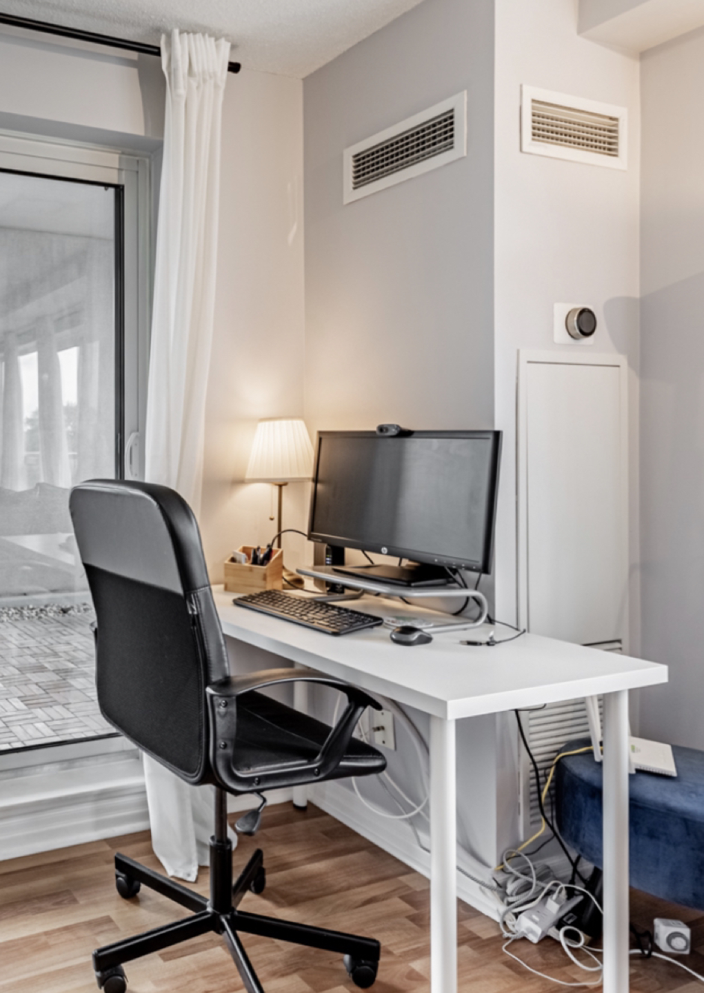 White desk - IKEA
