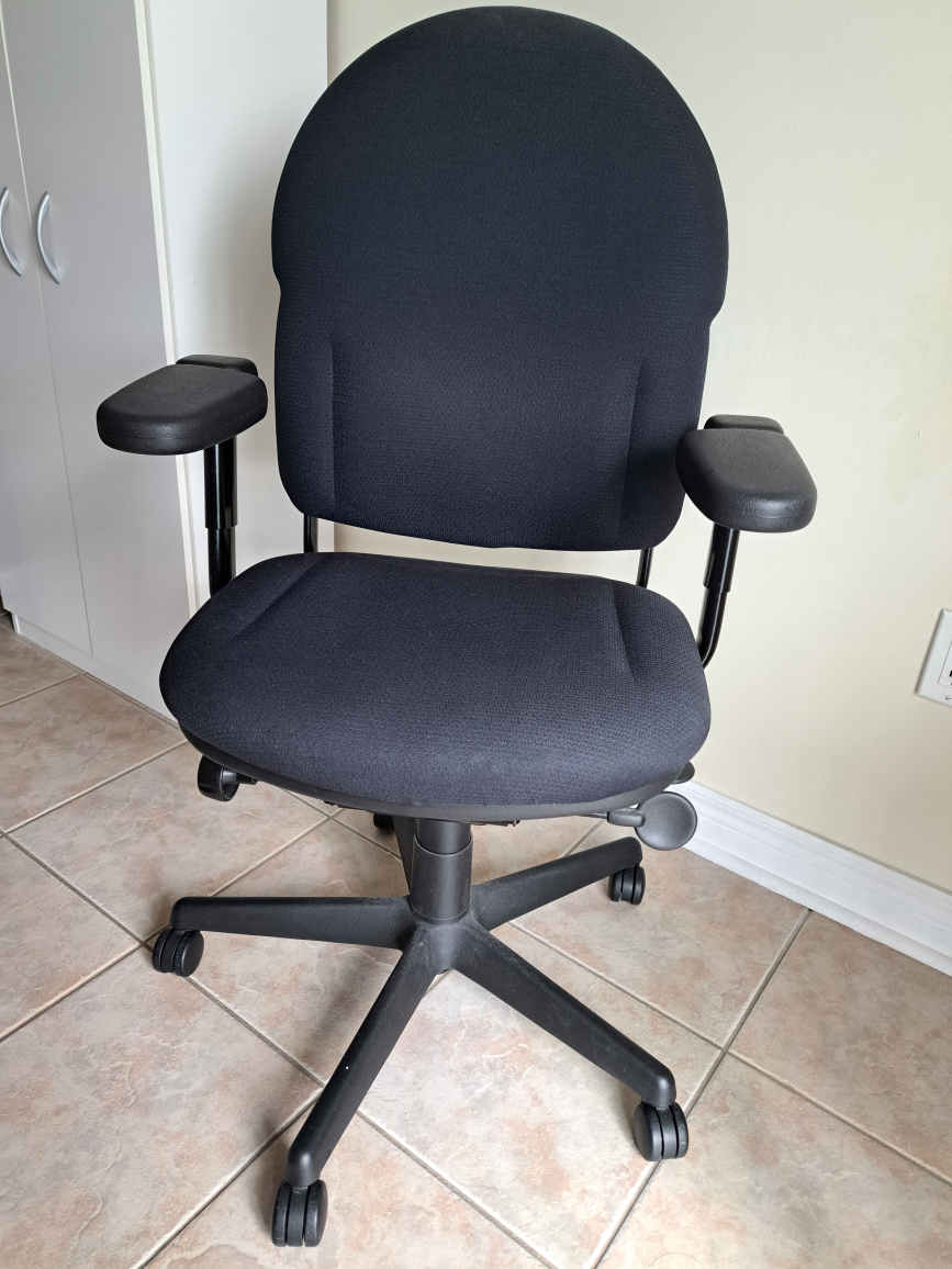 Steelcase Turnstone Task chair