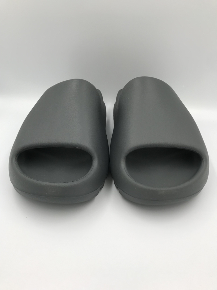 yeezy slide slate grey image indicator(2)