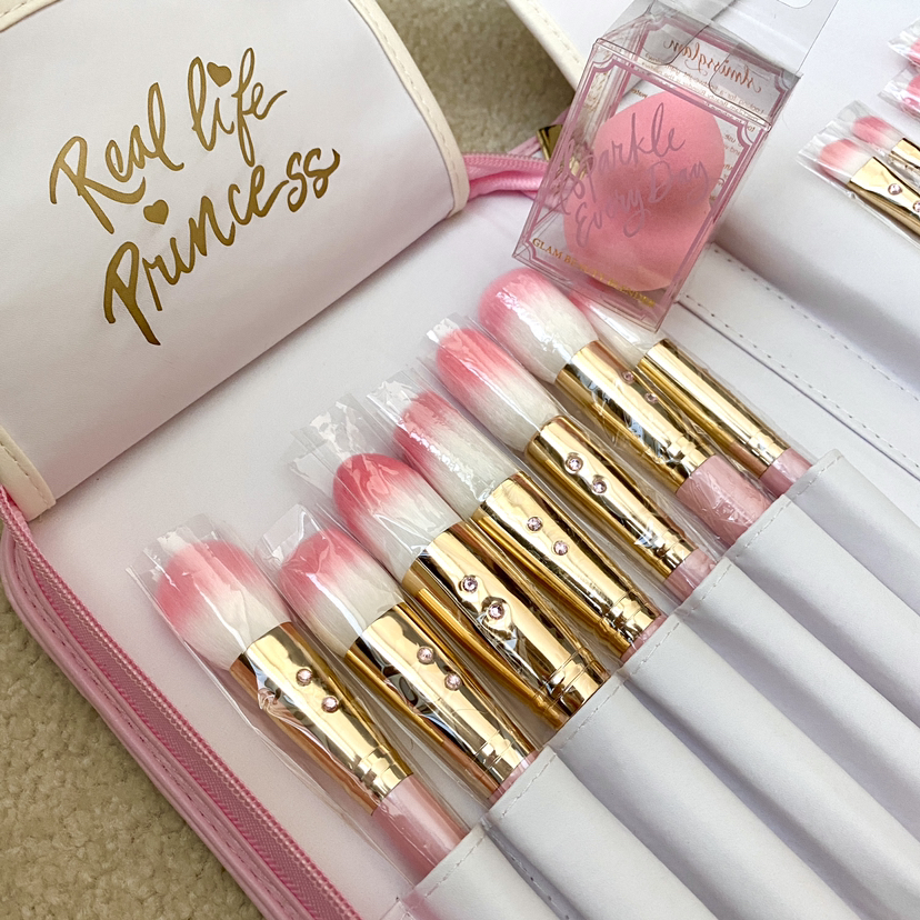 NEW Pink Glam Brush Book (very Barbie💕) image indicator(9)