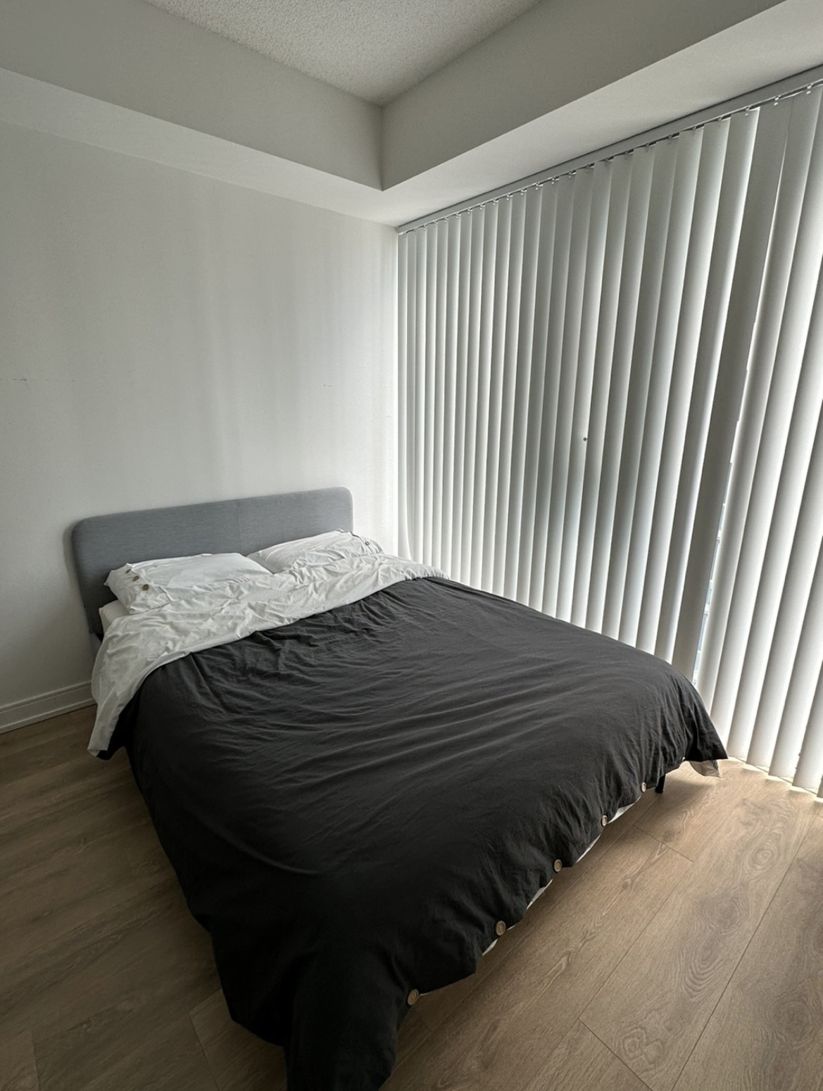 Used Double memory foam mattress + Duvet + 4 pillows