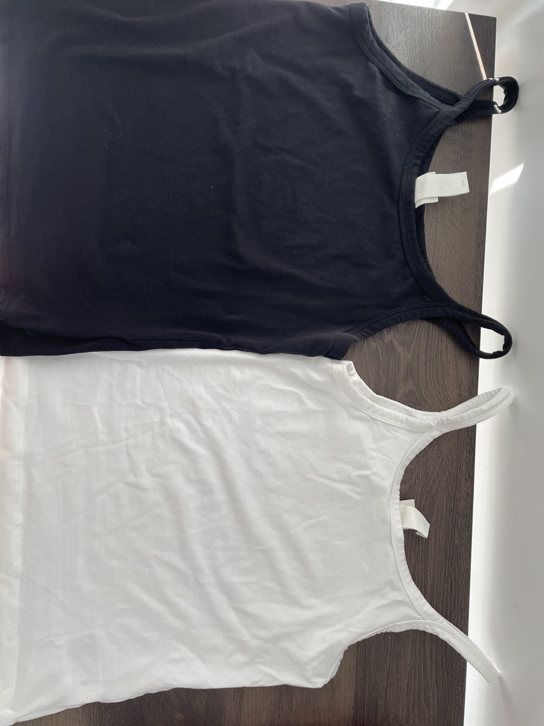 FREE H&M tanks (new) image indicator(2)