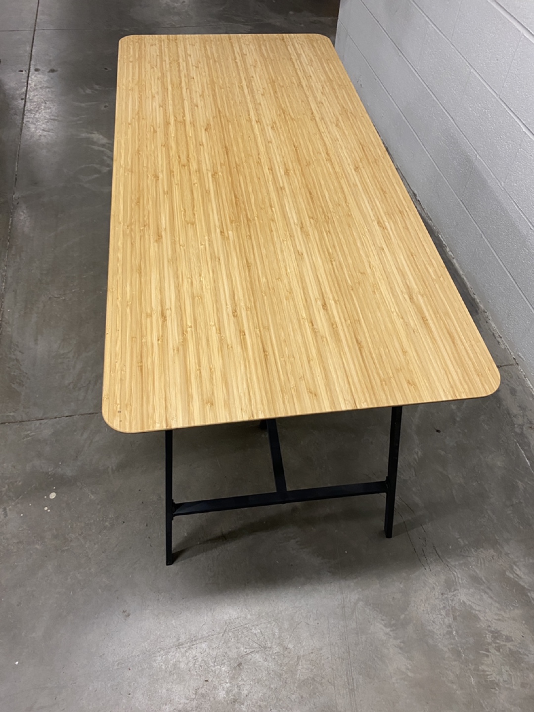 IKEA Table - photo 2