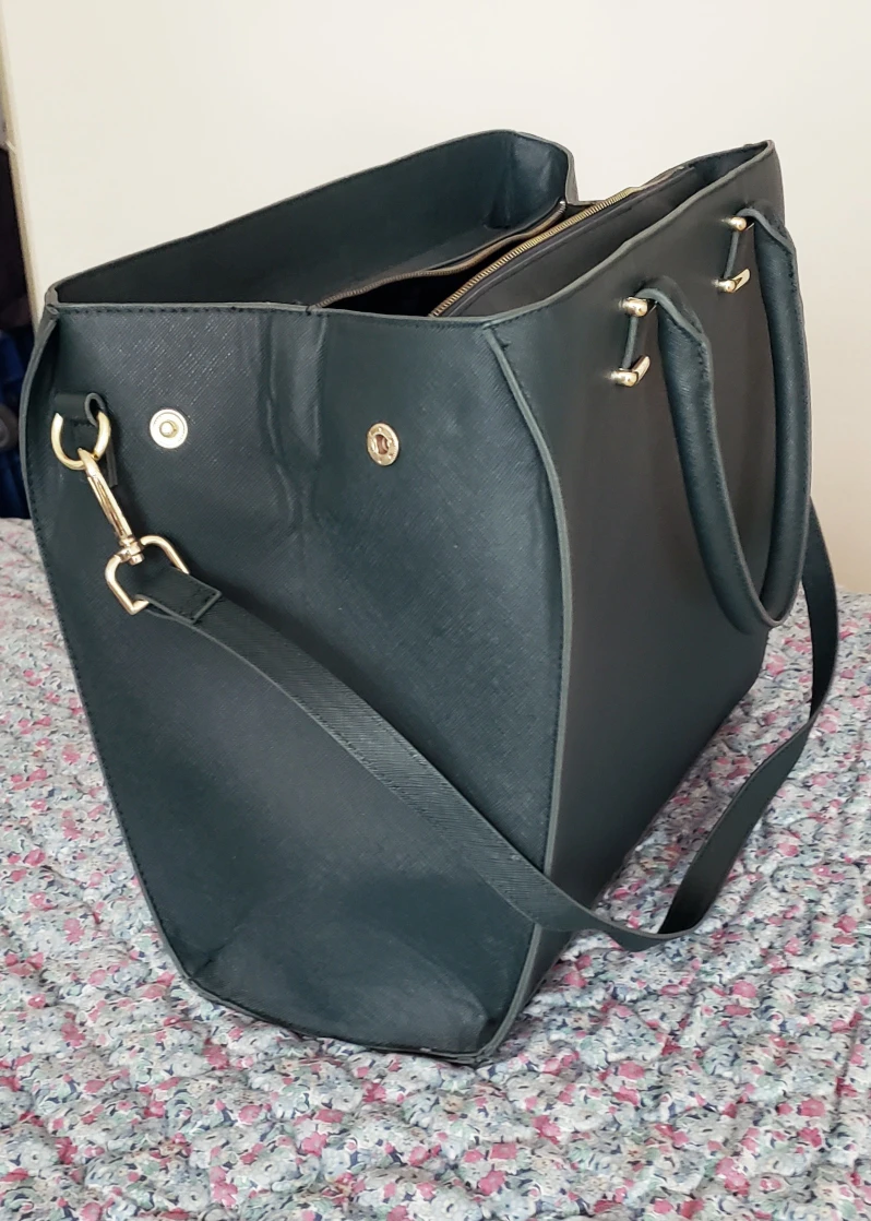 Hunter Green tote bag image indicator(3)