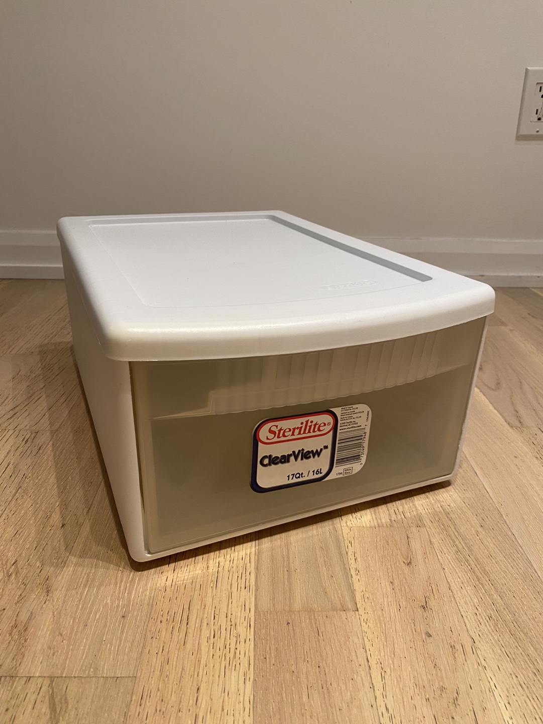 Plastic storage box 16L (17Qt.)