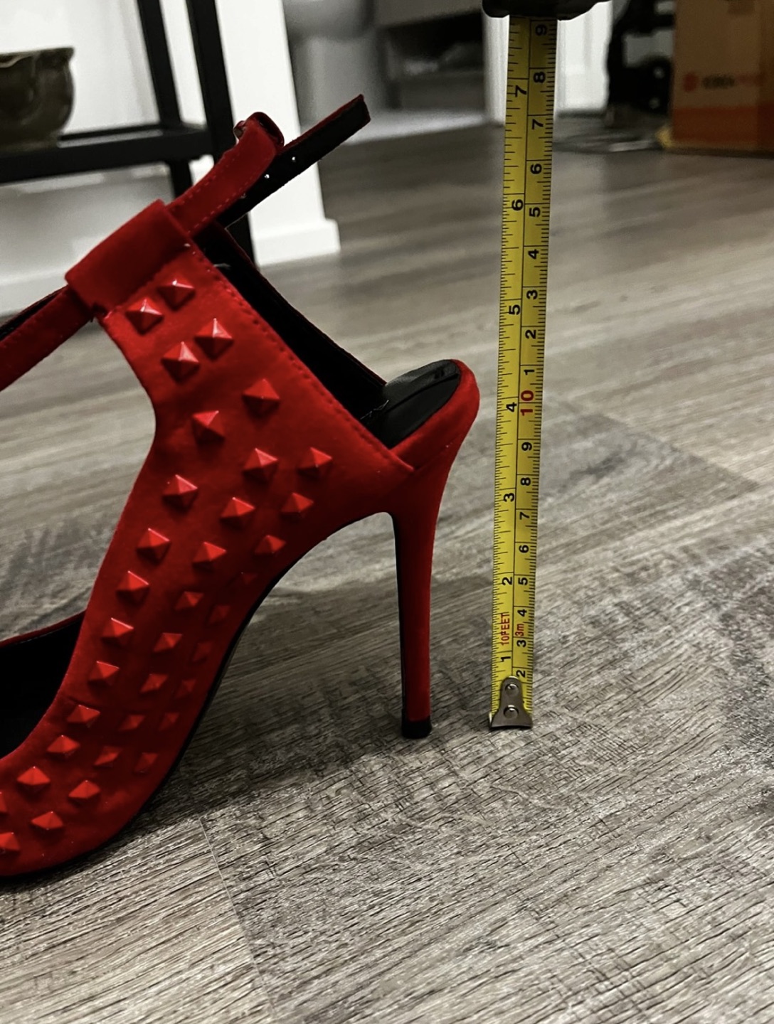 Beautiful Aldo red heels size 7 image indicator(3)