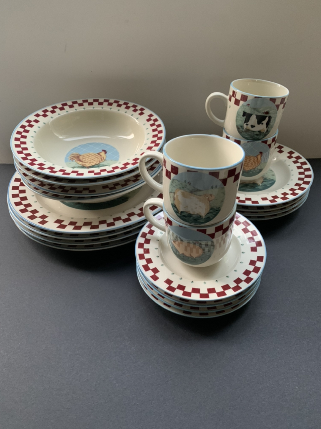Farm style Dining Set and Cups for Four - 20psc